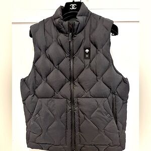 Descente Dualis Down Heat Navi Quilted Down Vest - Size M